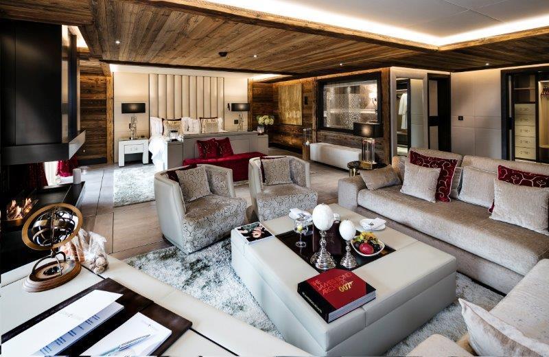 Ultima Hotel